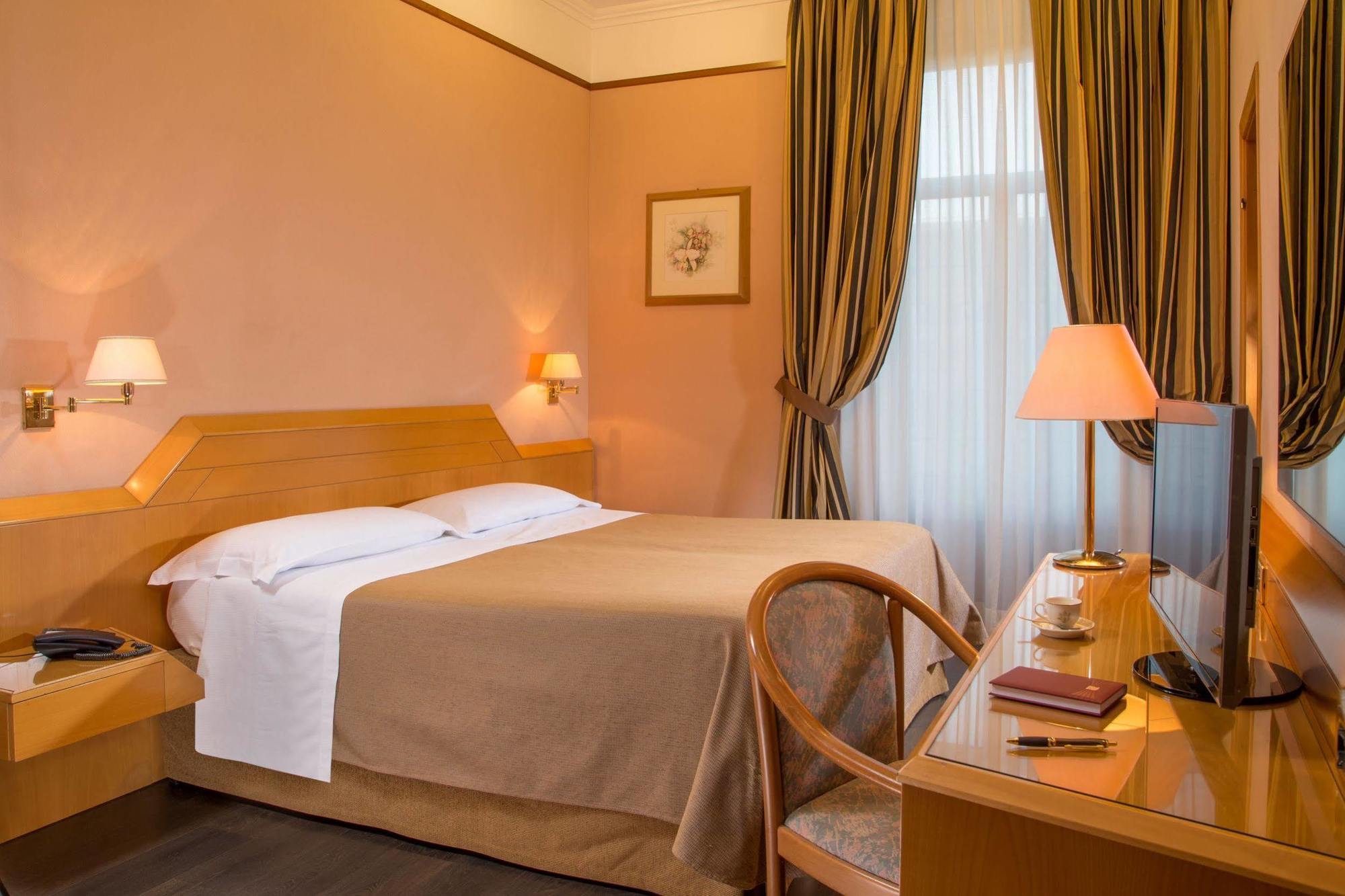 Hotel Ranieri Řím Exteriér fotografie
